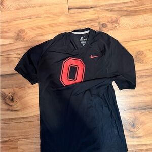 Ohio State size medium men’s shirt
